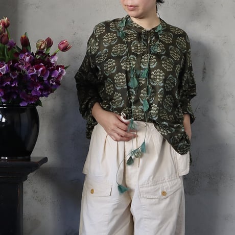 TOWAVASE sarasa silk blouse charlotte (khaki)