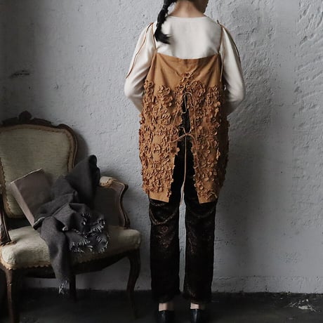 TOWAVASE Anne camisole (camel)