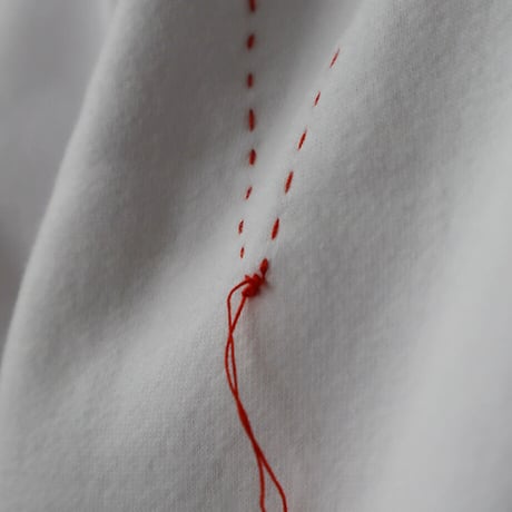 TOWAVASE pullover (red stitch)