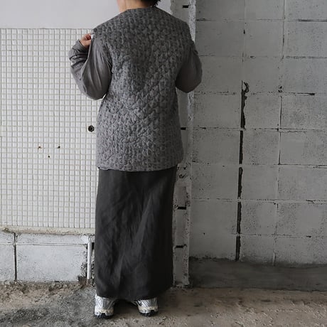TOWAVASE cotton quilt vest (gray x goldprint)