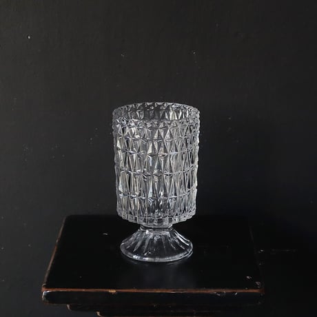 cutting glass flower vase (diamond)