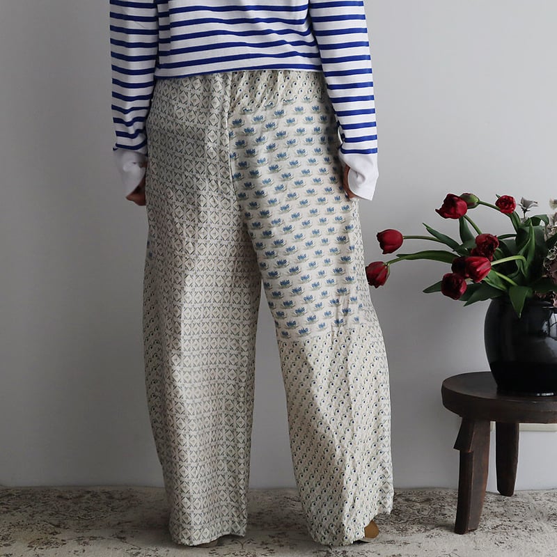 TOWAVASE sarasaブラウス　新品タグなし TOWAVASE sarasa silk robe Louis (navy) | nii-B