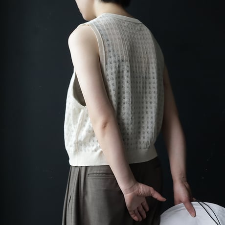 NOUVELLES DU PARADIS openwork knit vest (ivory)