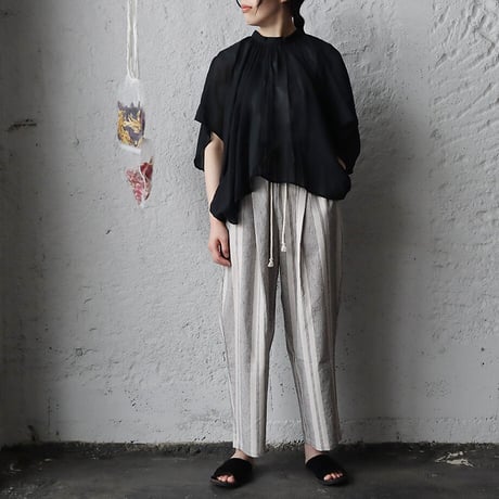 .less momonga blouse (black)