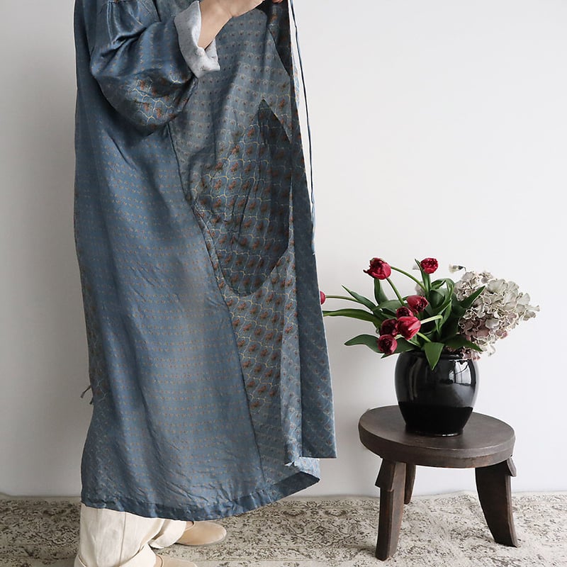 ほぼ未使用 towavase 2022SS sarasa robe サラサローブ-