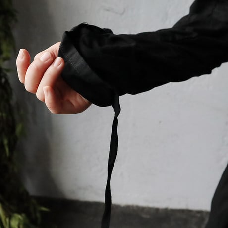 dead stock operation court (black)