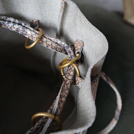 chiihao squeeze bag (S)  python