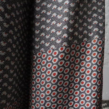 TOWAVASE sarasa silk pants (gray)