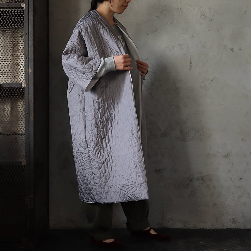 TOWAVASE silk quilt robe (gray) | nii-B | WEBSHOP