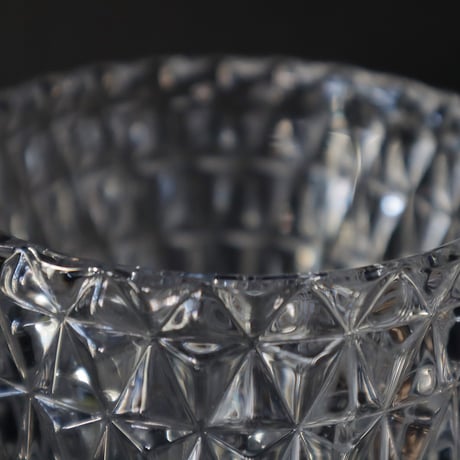 cutting glass flower vase (diamond)