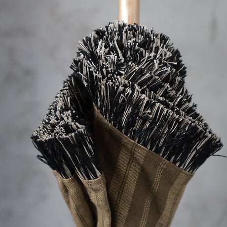 Tabrik fringe parasol (khaki x beige stripe)
