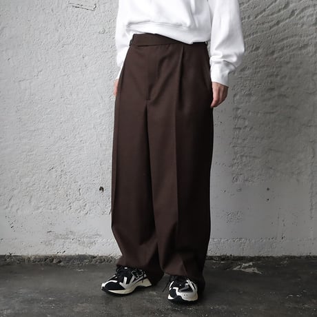 NOTA one tuck straight pants (brown) | nii-B |