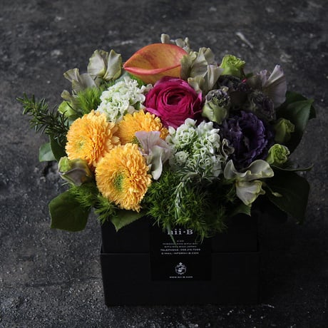 season flower arrangement (size M)
