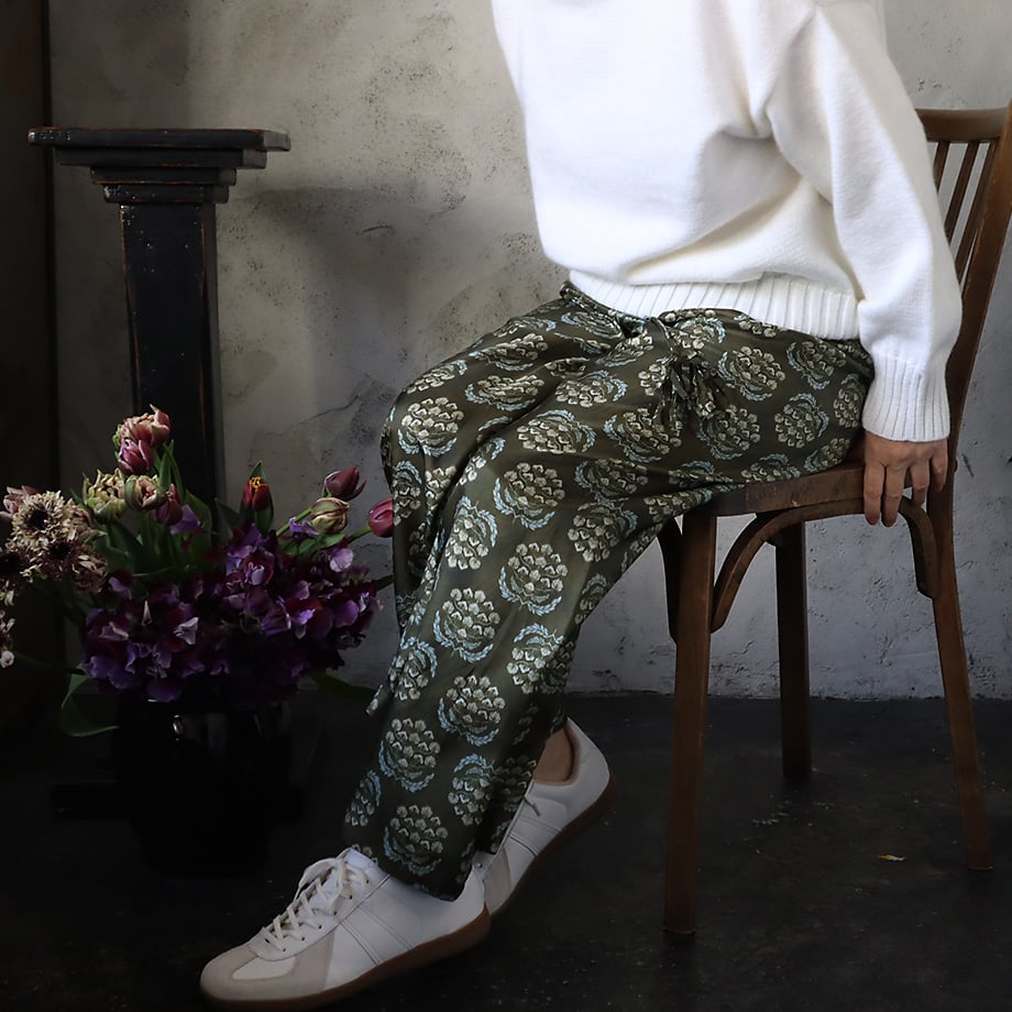 TOWAVASE sarasa silk pants charlotte (khaki) | TOWAVASE sarasa silk pants charlotte (khaki) |