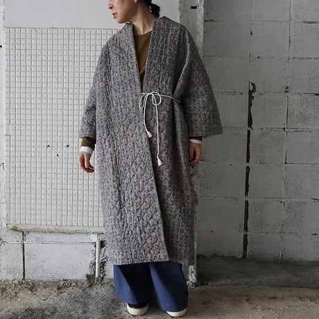 TOWAVASE cotton quilt robe (gray x goldprint)