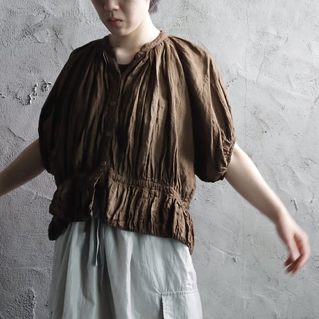 Tabrik linen puff blouse (doro-zome)
