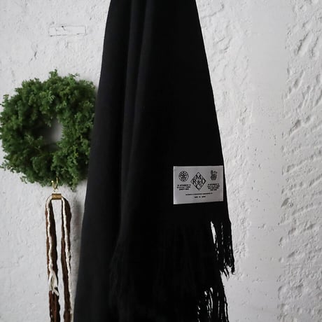 R&D.M.Co-  wool blanket  (offwhite / black)