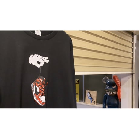 "Vuitton kicks"   L/S