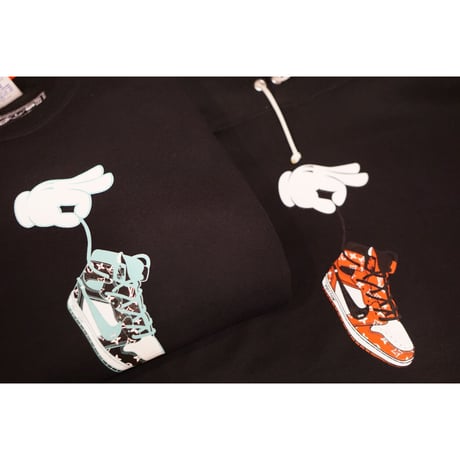 "Vuitton kicks" hoodie　　Red