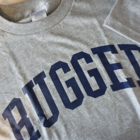 RUGGED "ARCH logo" tee（Gray×Navy）