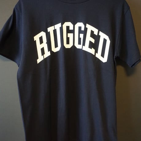 RUGGED "ARCH logo" tee（Navy×White）