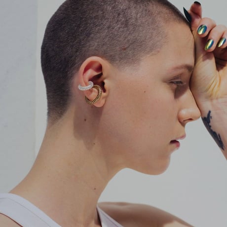 Saskia Diez/MESH EARCUFF Gold