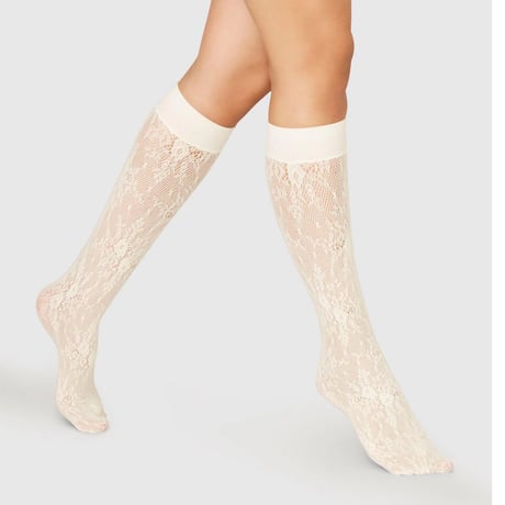 SWEDISH STOCKINGS/Rosa Lace Knee-hights IVORY