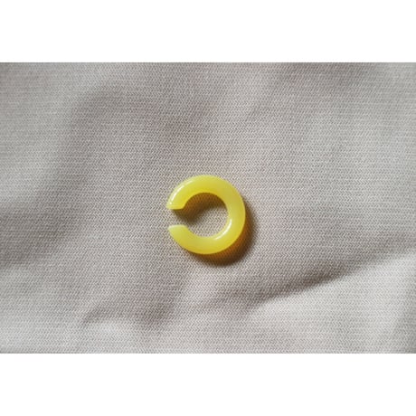 Saskia Diez／Bold Earcuff No1 Small Agate Yellow