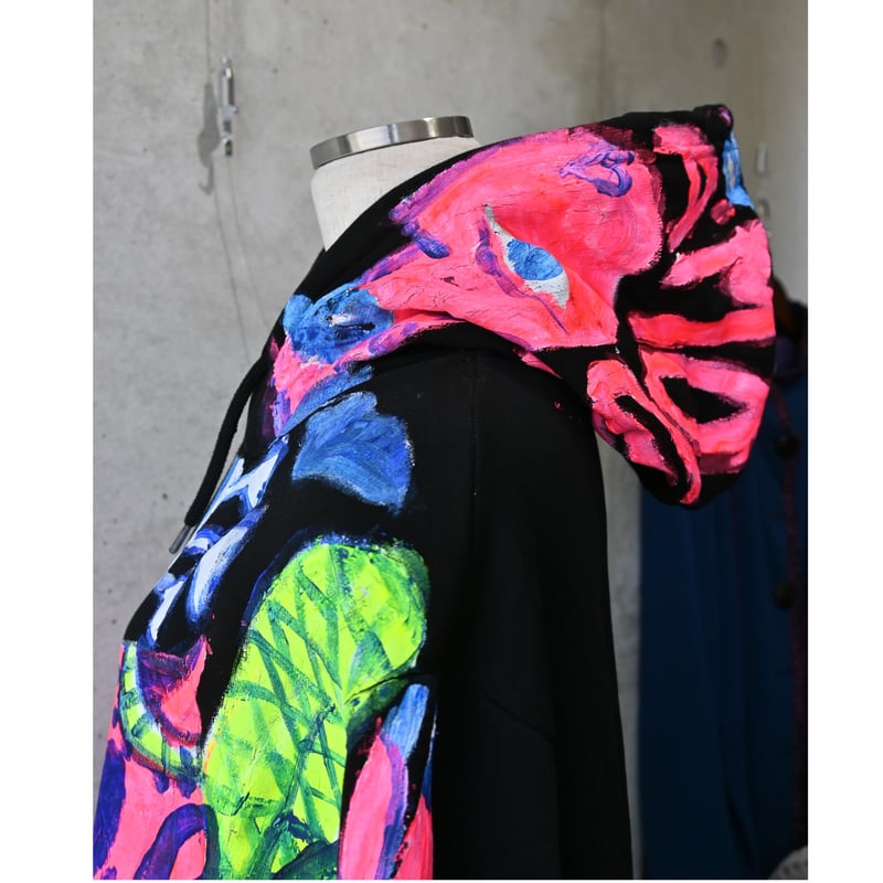 Vava Dudu ペイント フーディ ⭐︎ Vava Dudu ペイント フーディ