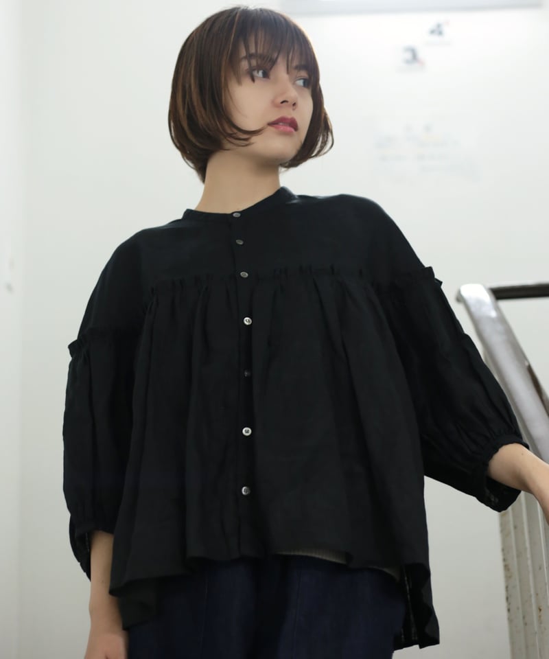 UT171BL001 フレンチリネン バンドカラーブラウス | GALERIE