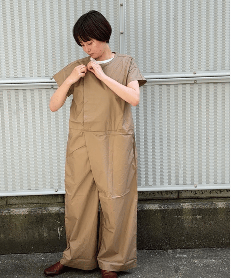 UT243PT032 ナチュラルタイプライター ハーフスリーブ3Dオールインワン