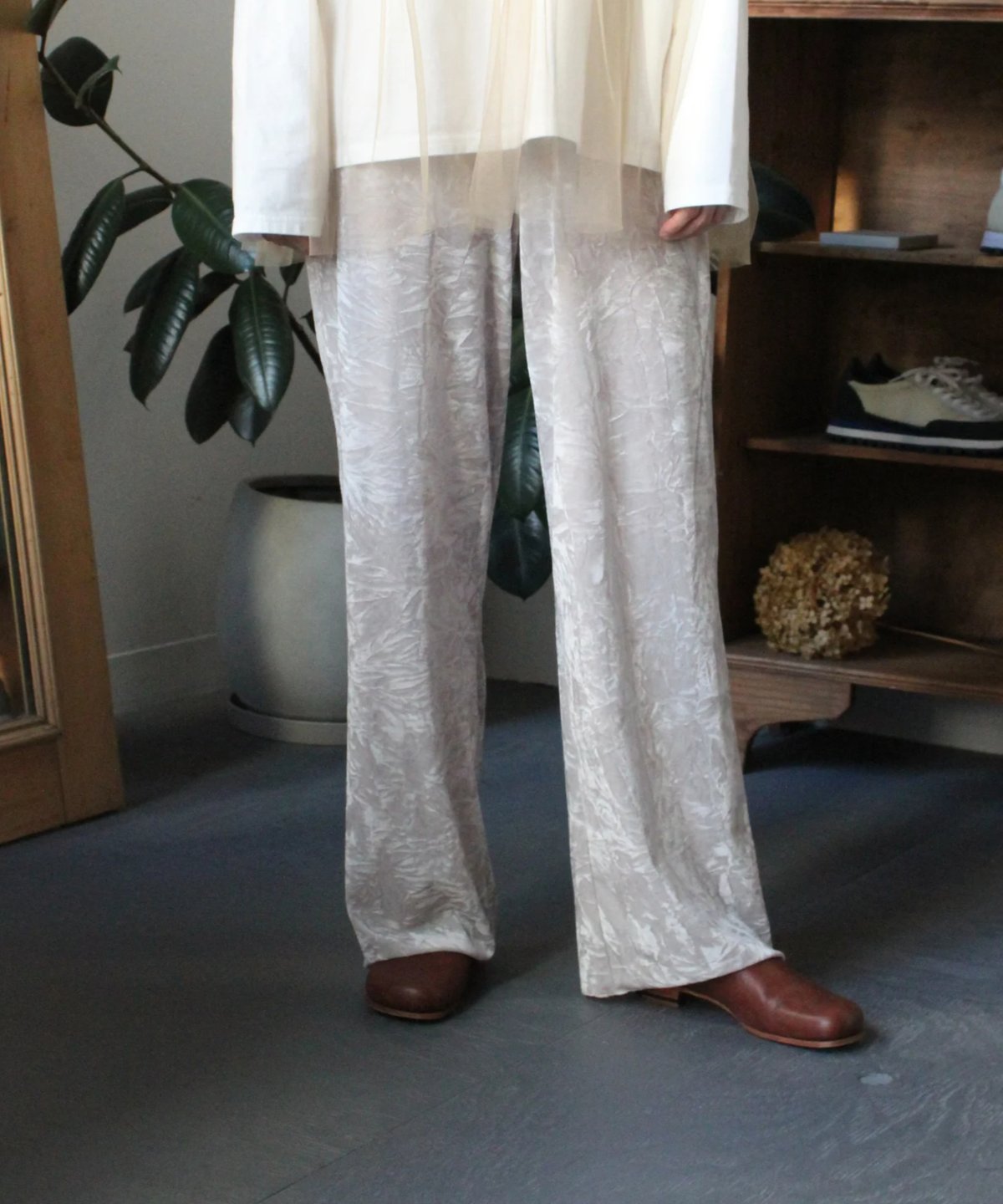 PA250CT011 クラッシュベロア セミフレアパンツ | GALERIE TISSU OSAKA