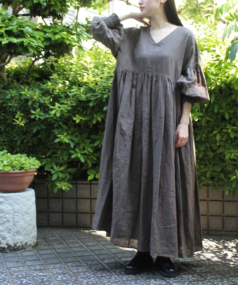 UT243OP012 トリプルワッシャーリネンコットン/5.4ozデニム Vネック