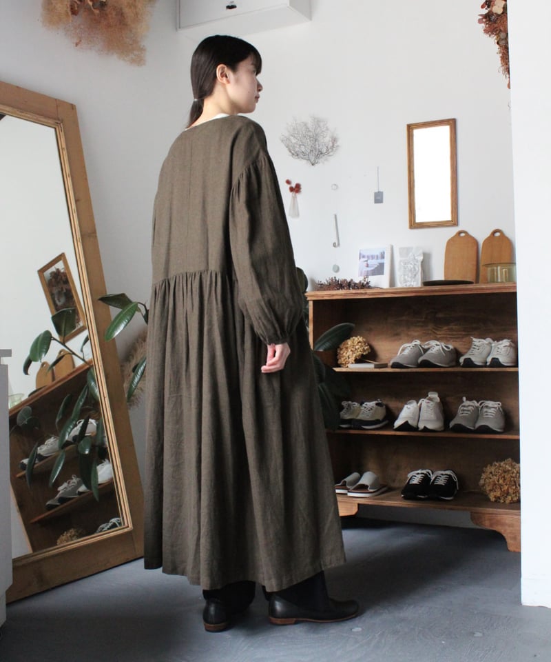 TAKA　goa  綿麻スラブニットガウン 俺たち”の都会派モダンニット「THE WOOSTER GOWN(ザ ウースター ガウン