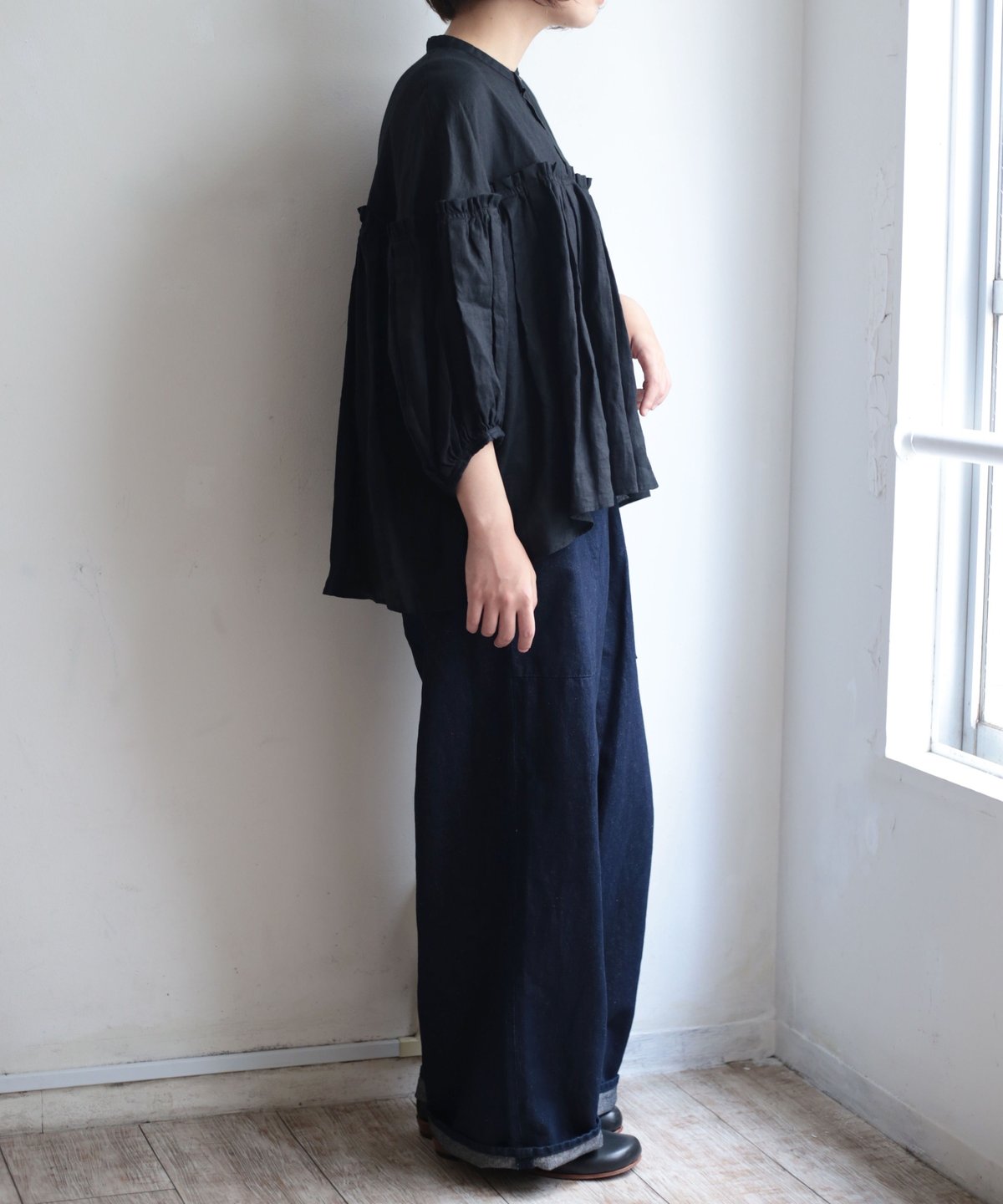 UT171BL001 フレンチリネン バンドカラーブラウス | GALERIE TISSU O