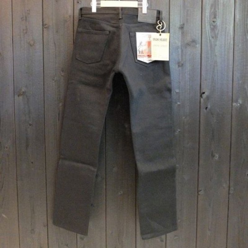 美品 IRON HEART アイアンハート 黒鎧 ブラックデニム IRON HEART