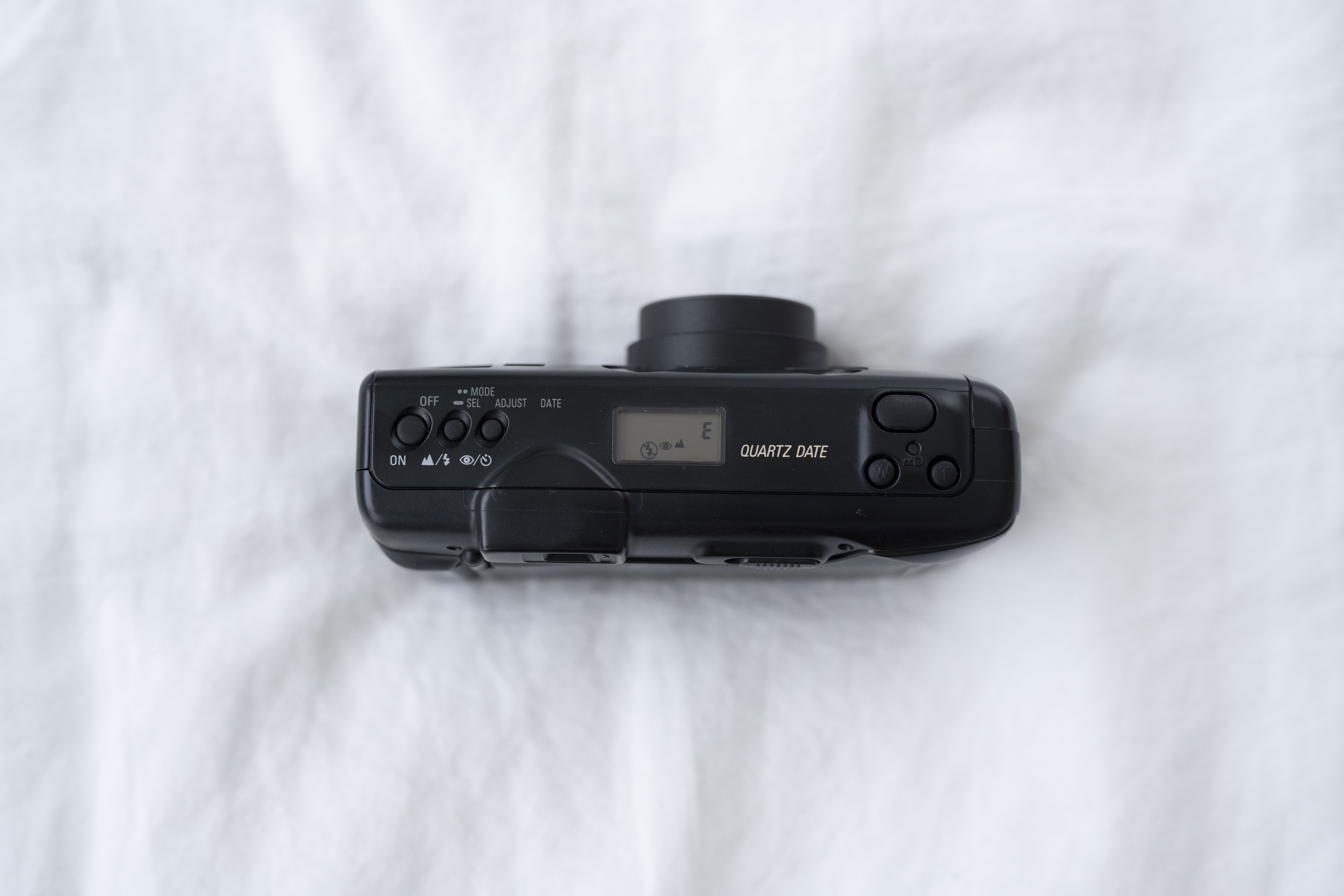 Nikon zoom 300 AF | YURI HANAMORI 