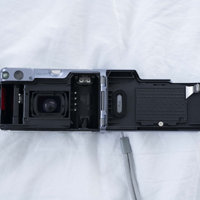 Canon Autoboy N130II | YURI HANAMORI 