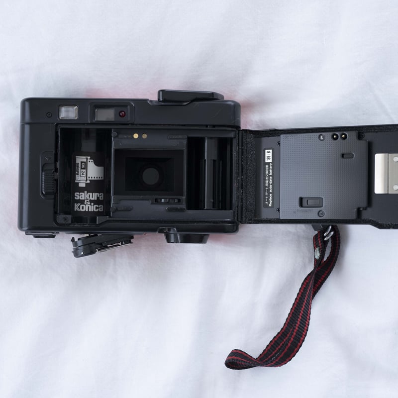 KONICA EFJ AUTO DATE c0324-24x p | YURI HANAMOR