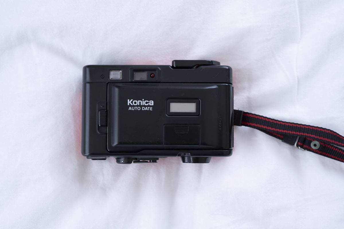 KONICA EFJ AUTO DATE c0324-24x p | YURI HANAMOR