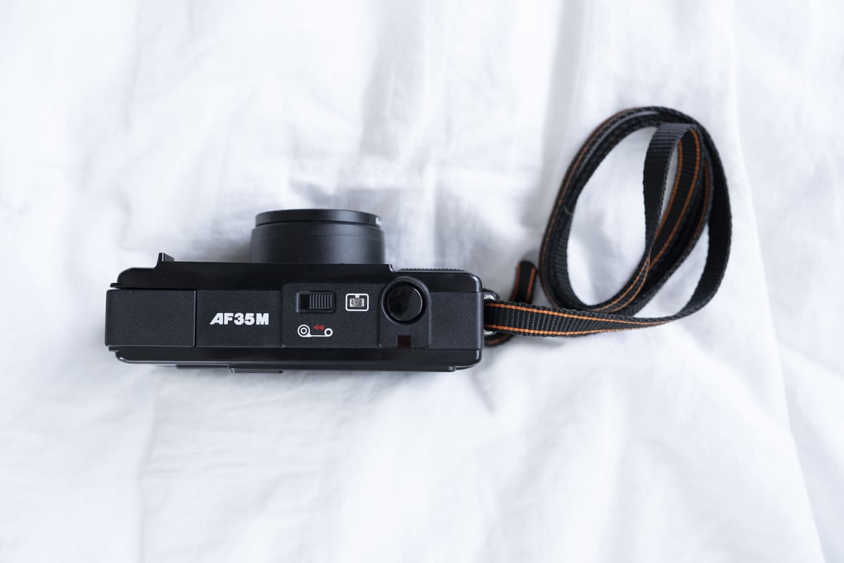 Canon Autoboy AF35M Sure Shot | YURI HANAMORI