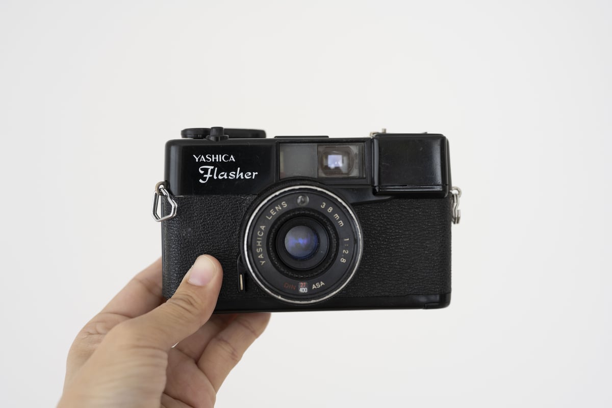 Yashica Flasher