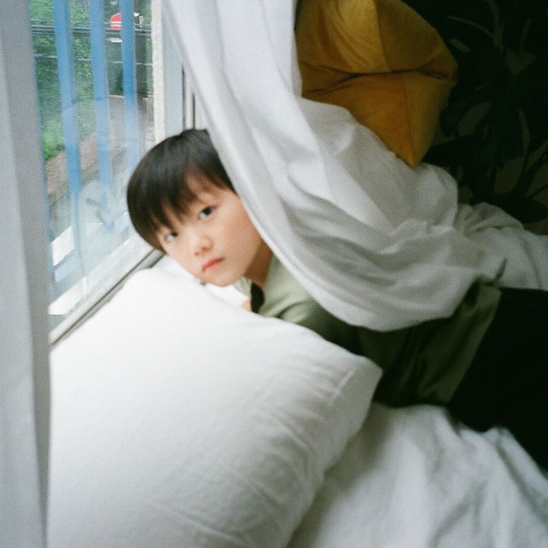 Nikon zoom 300 AF | YURI HANAMORI 