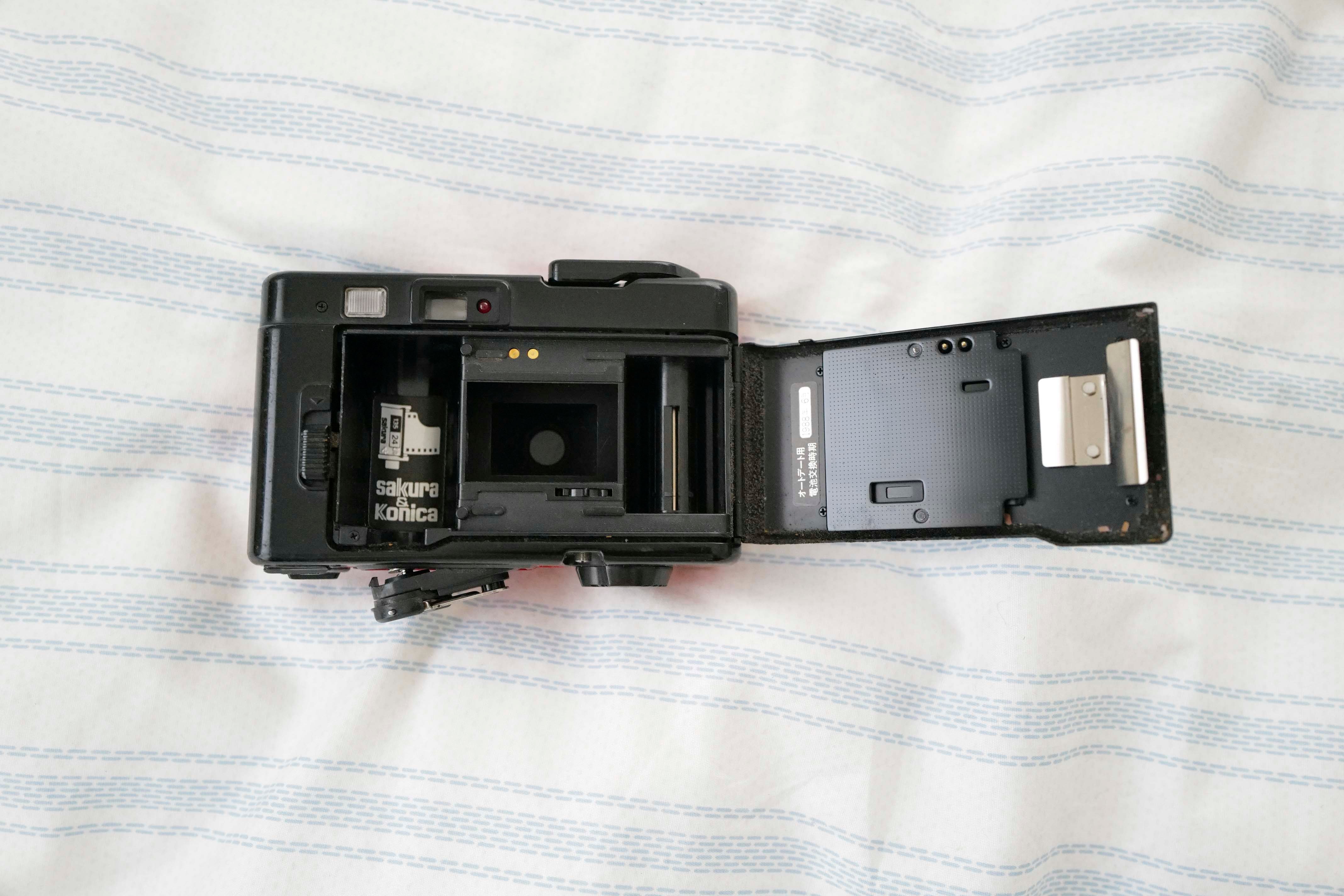 Konica EFJ auto date （レッド） | YURI HANAMORI 