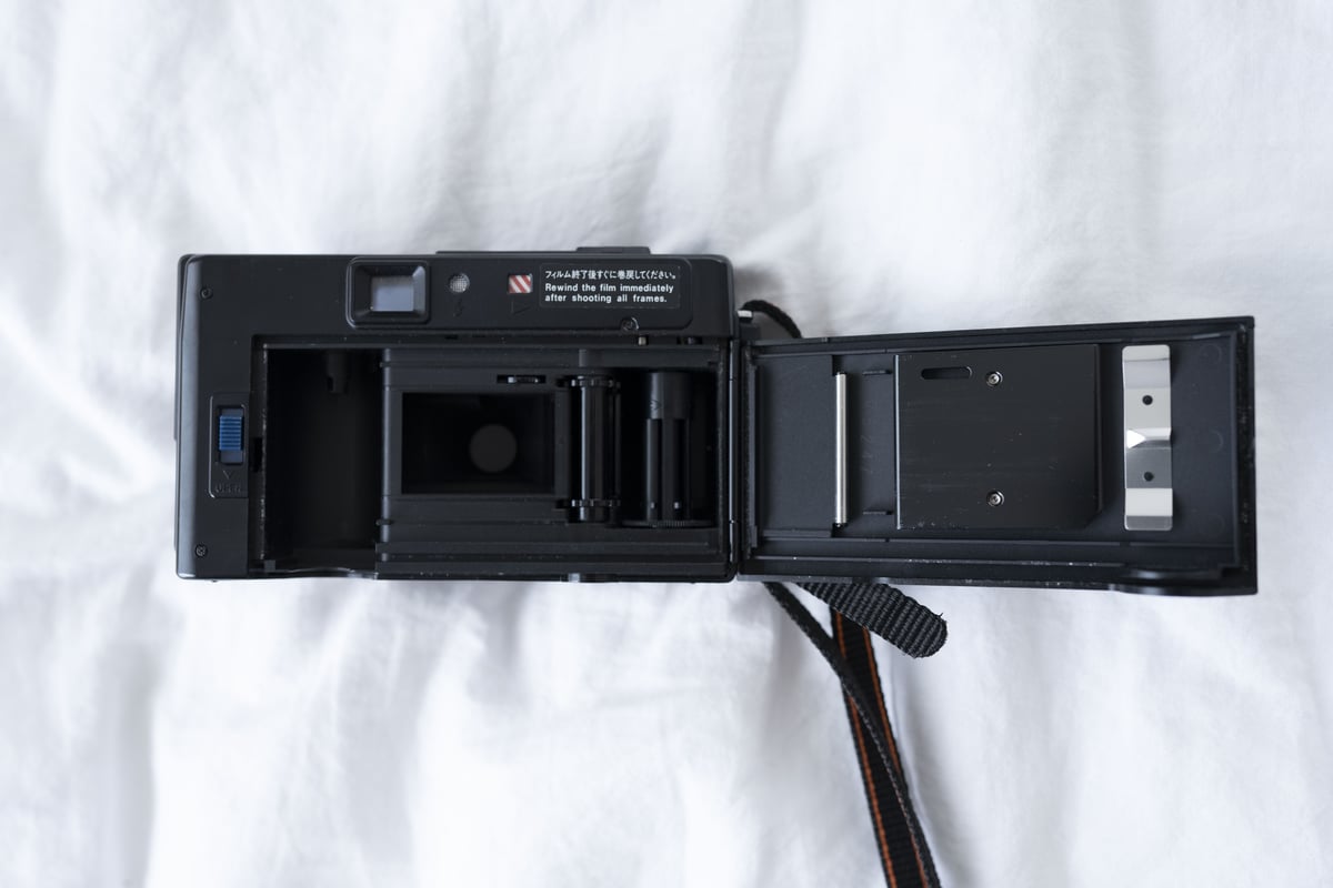 Canon Autoboy AF35M Sure Shot | YURI HANAMORI