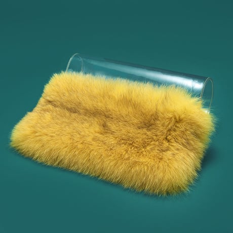 ＰＶＣ × fur cluch bag  -  YEL