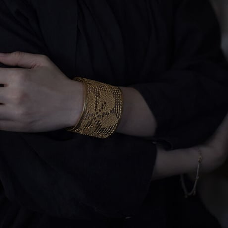 recollection lace bangle (LL)