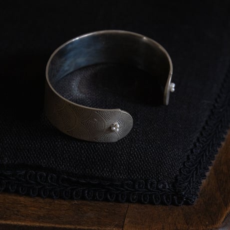 art deco bangle