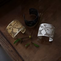 recollection lace bangle (LL)