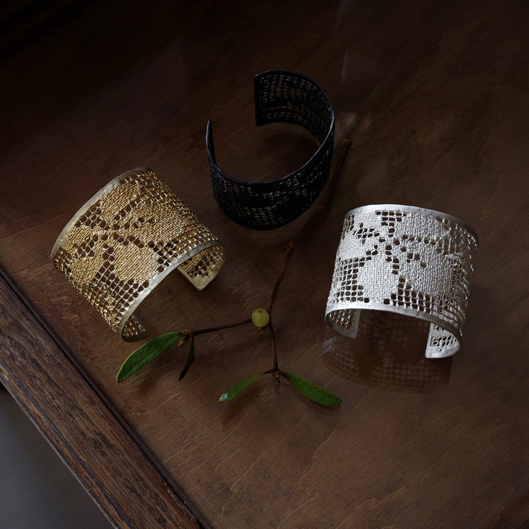 recollection lace bangle (LL) | MAISON RUBUS. recollection lace bangle (LL) | MAISON RUBUS.